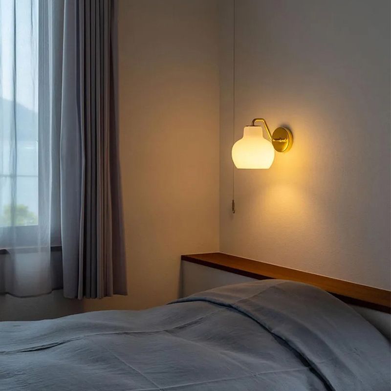Hailie Vintage LED Wandlamp Wit/Goud Metaal/Glas Slaap/Woon/Eetkamer