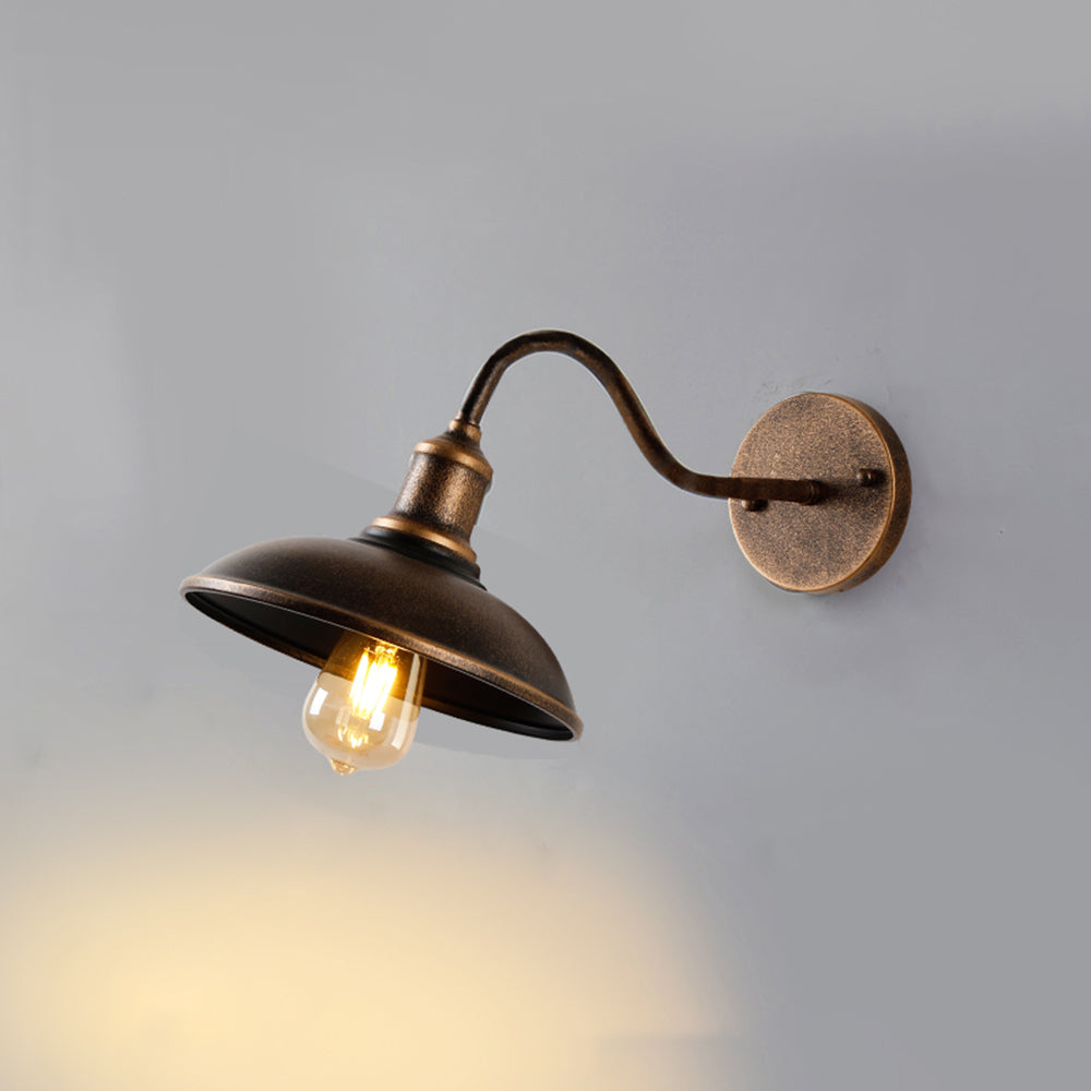 Valerio Rustieke Komvormige mMetalen Wandlamp, Antiek Messing
