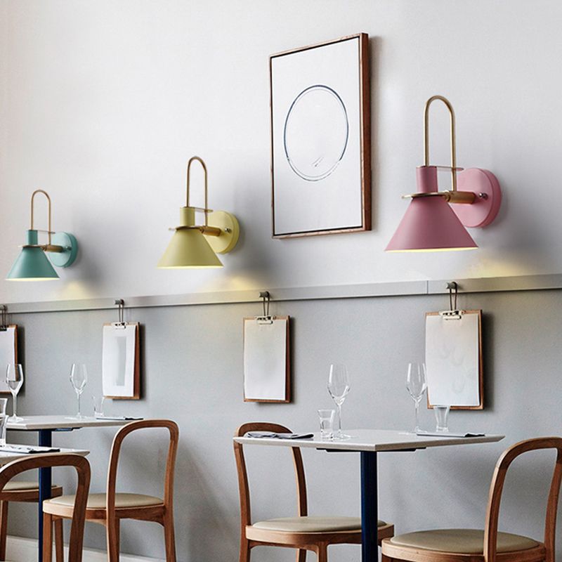 Morandi Design Coniform LED Wandlampen Metaal Zwart/Wit/Geel Slaap/Woon/Eetkamer