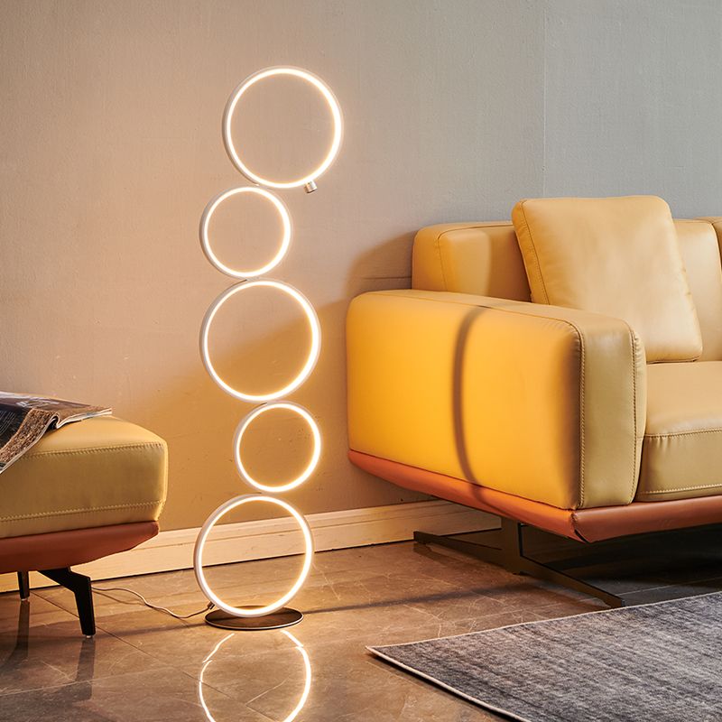 Alonza Scandinavische Moderne Ring Staande Lamp, Zwart/Wit, Woonkamer