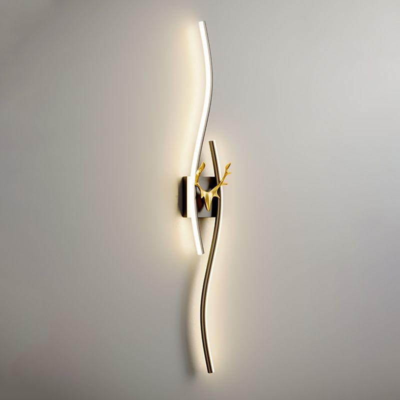 Oliver Modern Industriele LED Wandlamp Zwart/Goud Metaal Woon/Slaapkamer Binnen