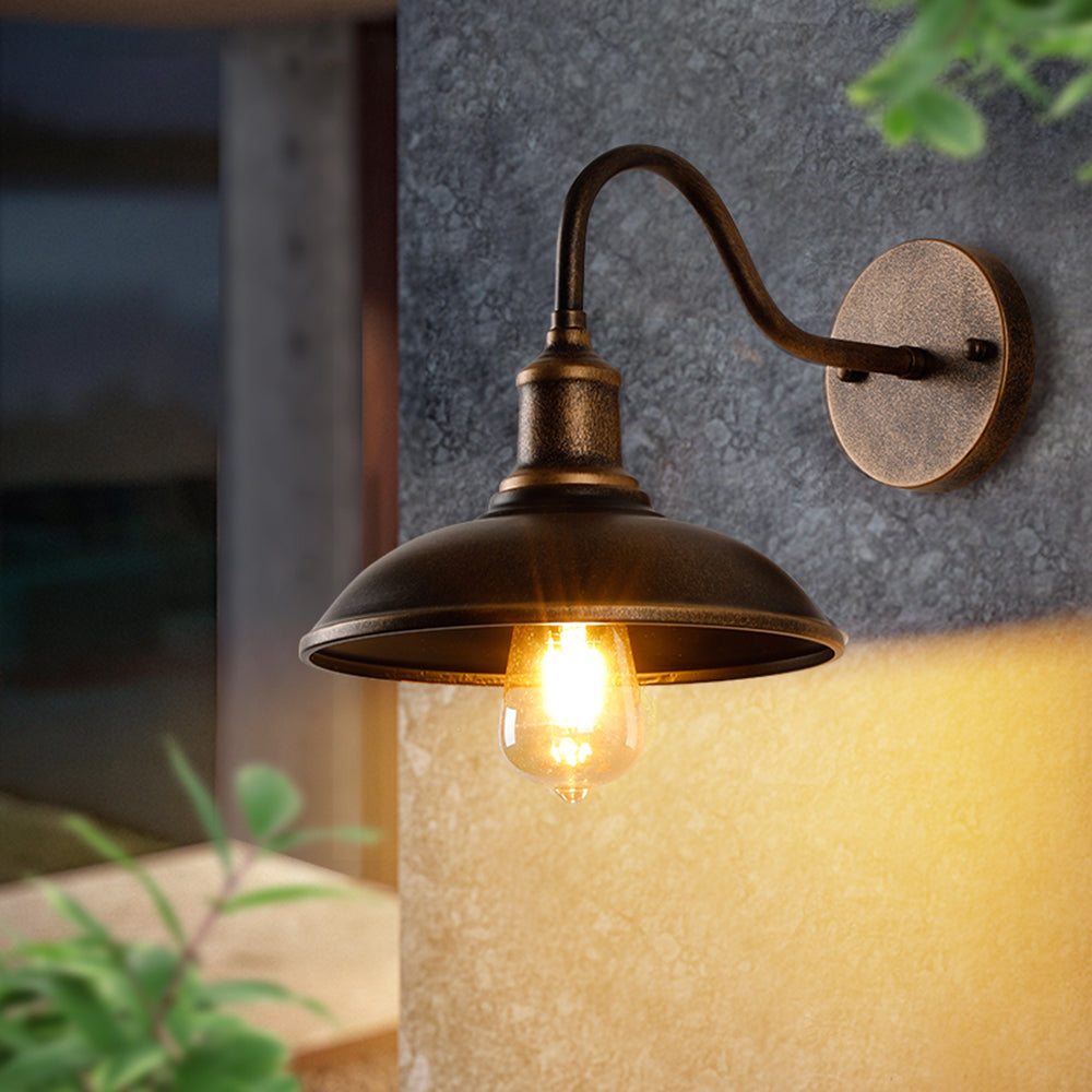 Valerio Rustieke Komvormige mMetalen Wandlamp, Antiek Messing