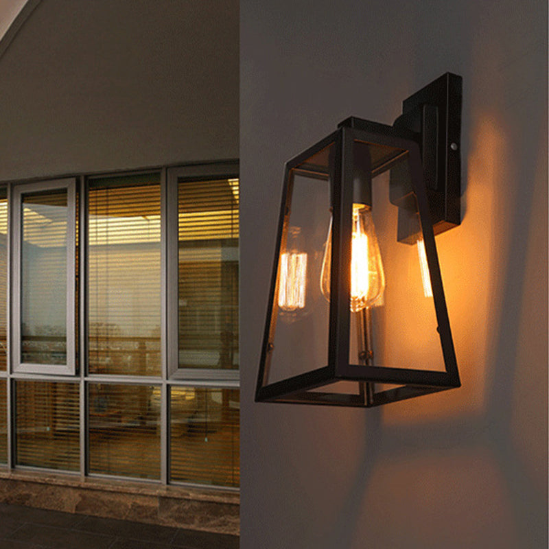 Valerio Retro Zwarte Industriële Lantaarn Wandlamp Metaal En Glas